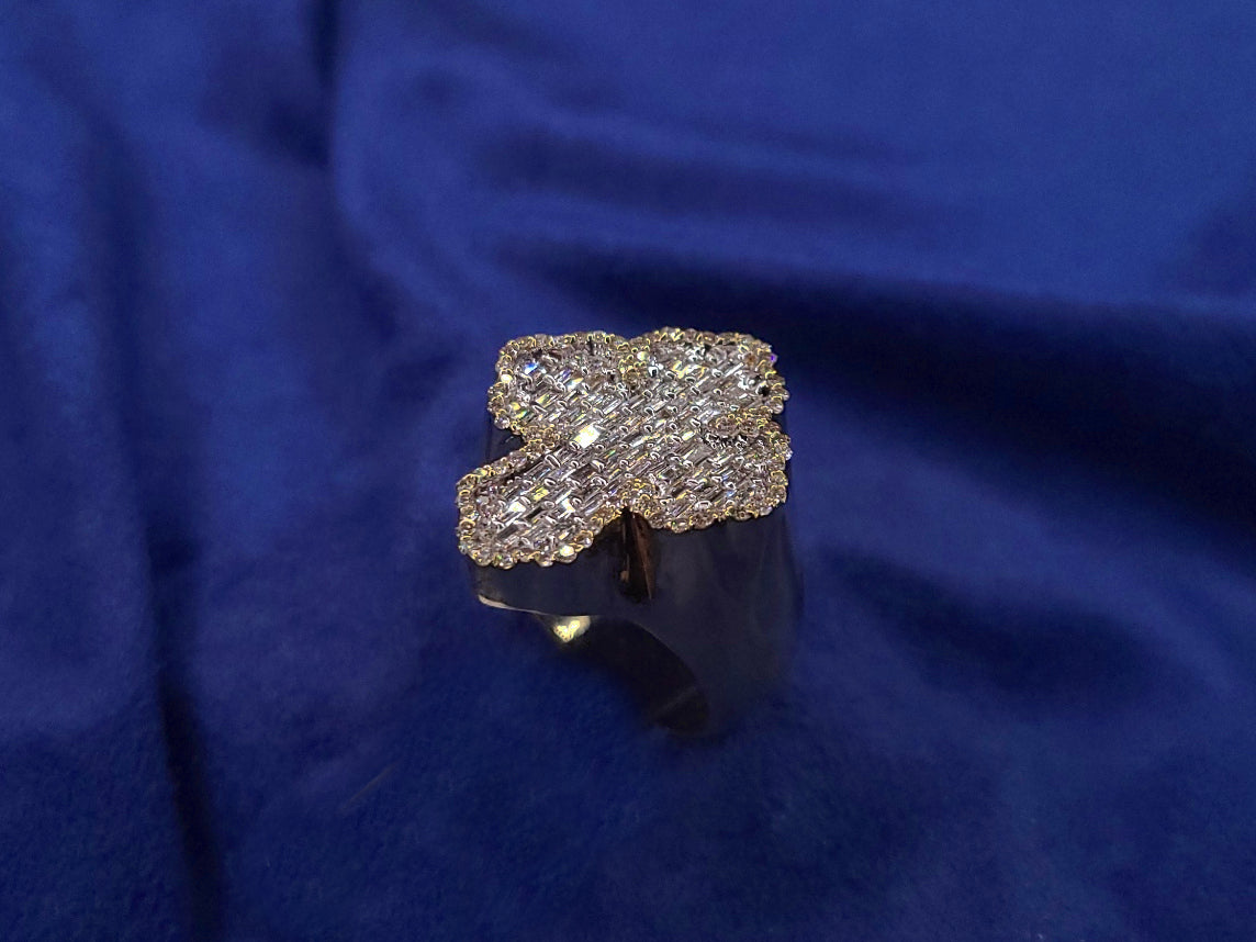 10k Solid Gold Baguette Diamond XL Motif Cross Ring