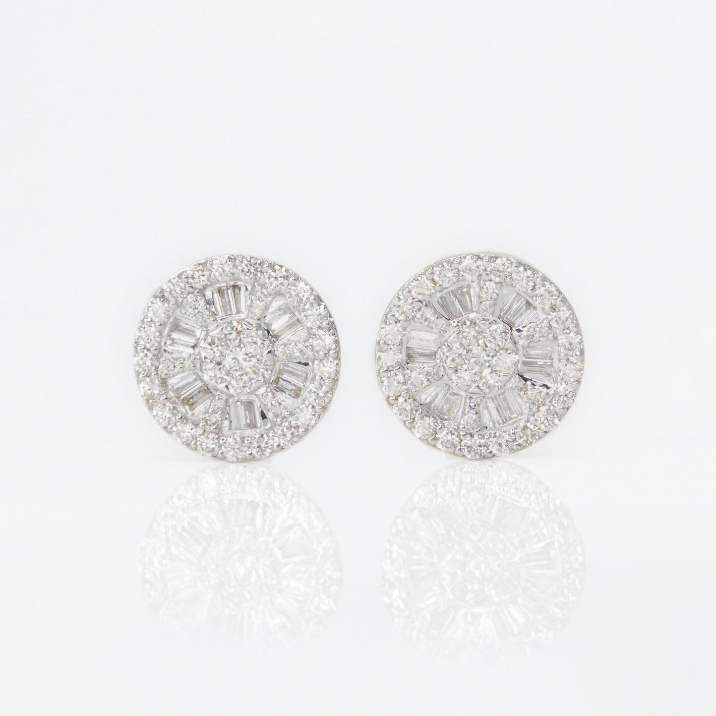 14k Solid Gold 8mm VS1 Baguette Diamond Glass Wheel Earrings - 50090