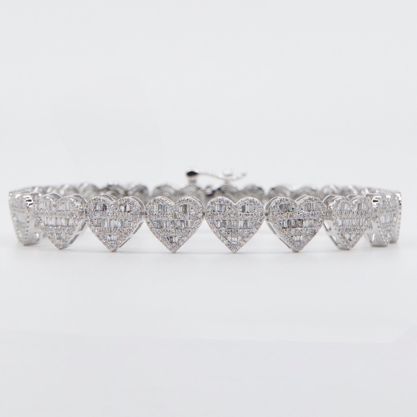 10k Solid White Gold 10mm Diamond Hearts Bracelet - 20143