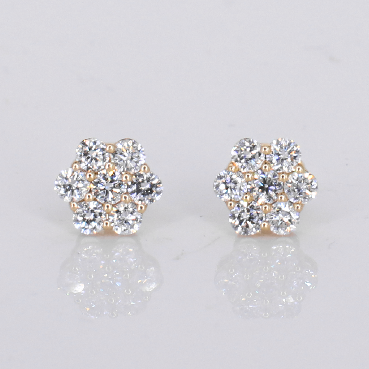 10k Solid Gold Lab Diamond 8mm Flower Earrings - 50306