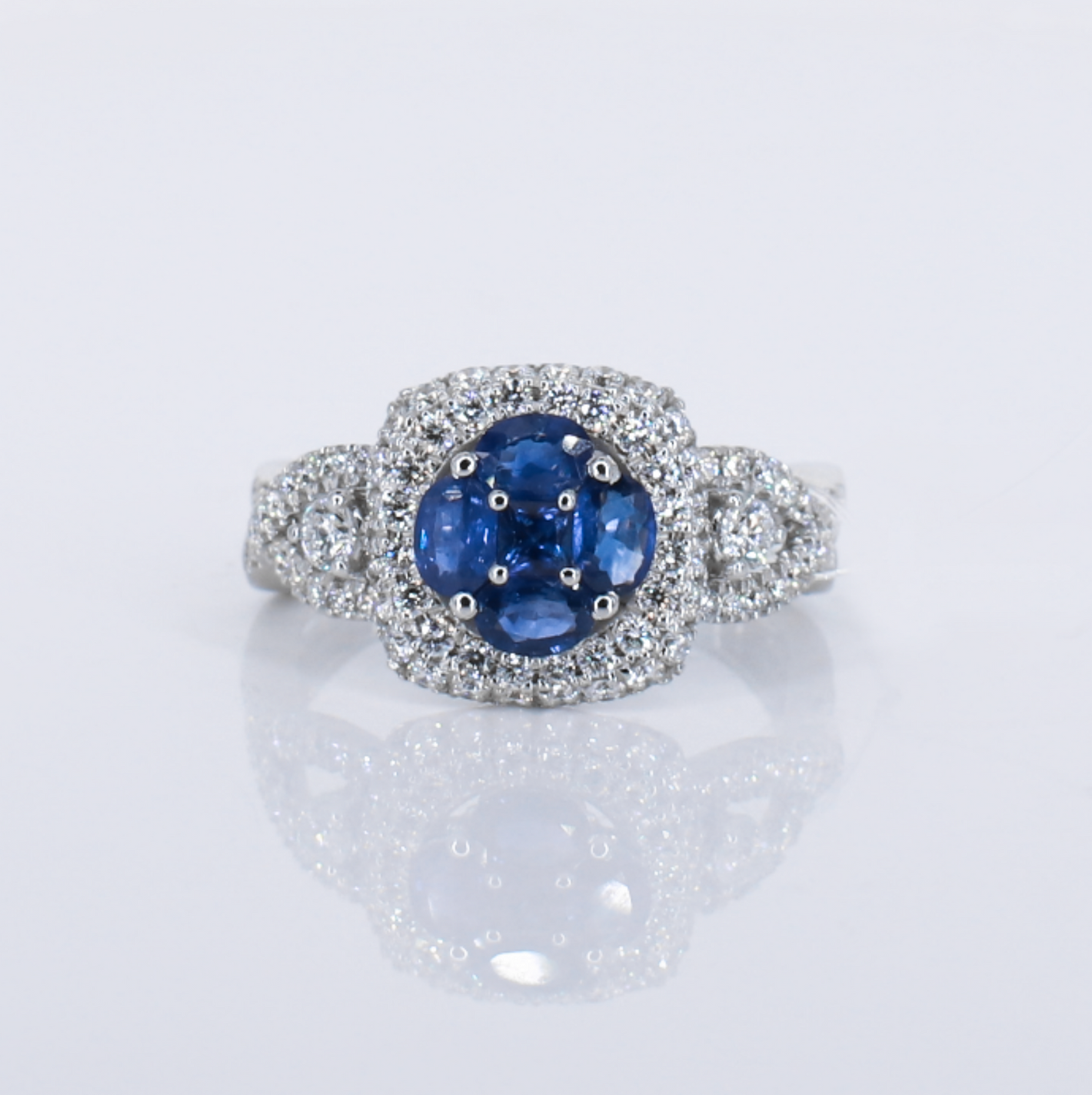 18k Solid Gold Diamond & Ruby Ring - 30367