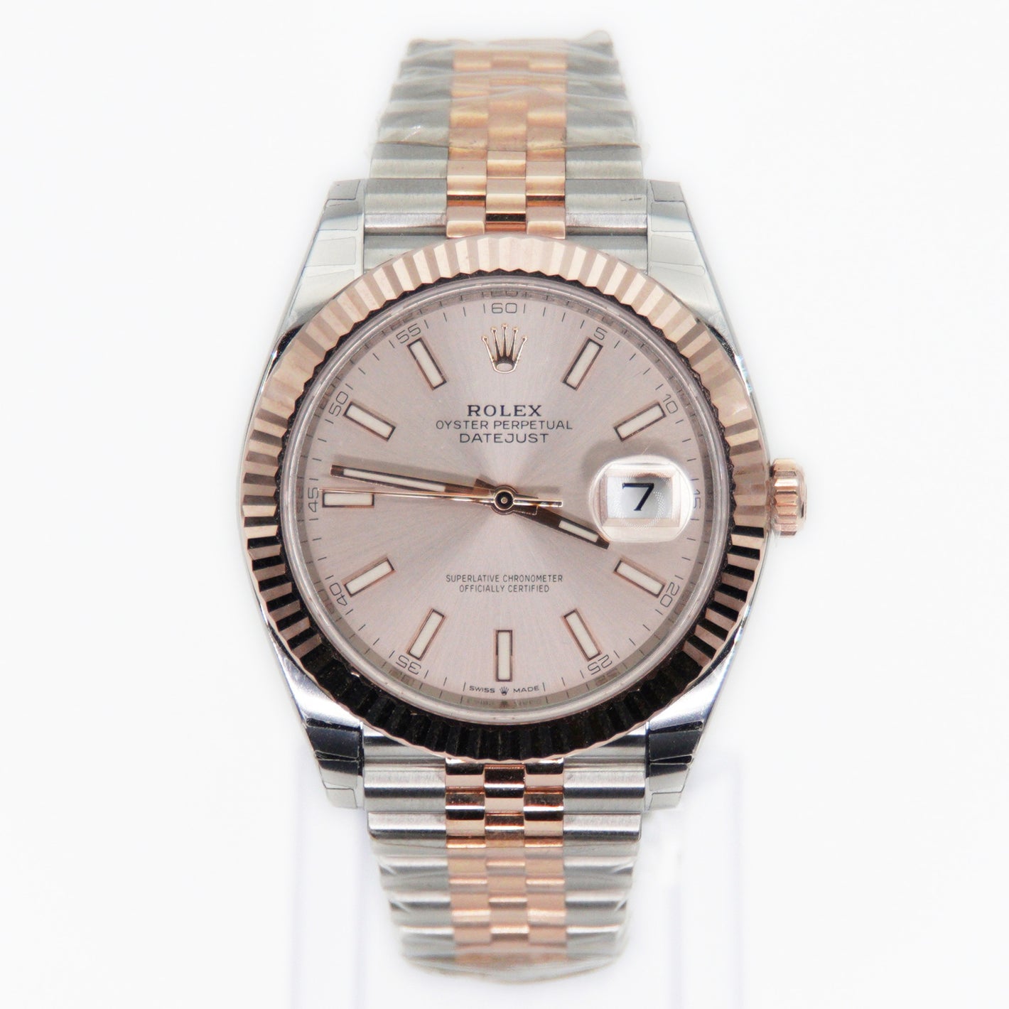 Rolex Datejust 41mm 126331 - 18k Rose Gold & Stainless Steel - Rose Sunburst Dial - 40011