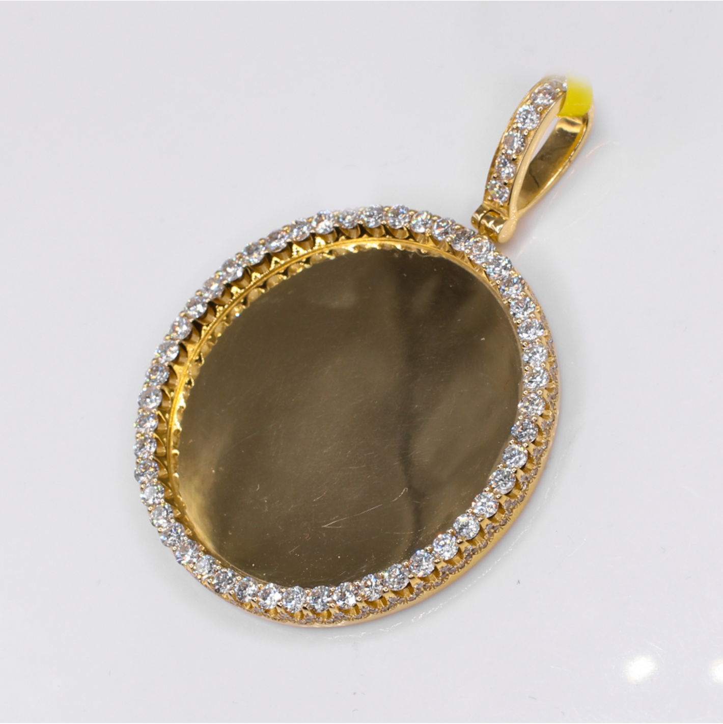 10k Solid Gold Diamond Picture Pendant - 60600