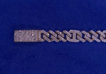 Load image into Gallery viewer, Solid 10k Gold 7mm Diamond Gucci-Cuban Bracelet