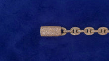 Load image into Gallery viewer, Solid 10k Gold 7.5mm Diamond Gucci Link Bracelet