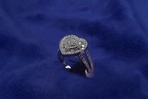 14k Solid Gold Baguette Diamond Heart Ring